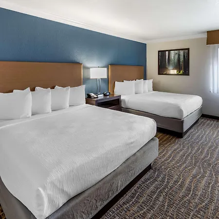 Best Western Town & Country Lodge Tulare Exterior photo