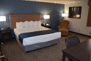 Hotel Western Town & Country Tulare